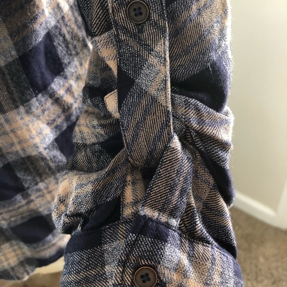 Lucky Brand flannel - Picture 7 of 8